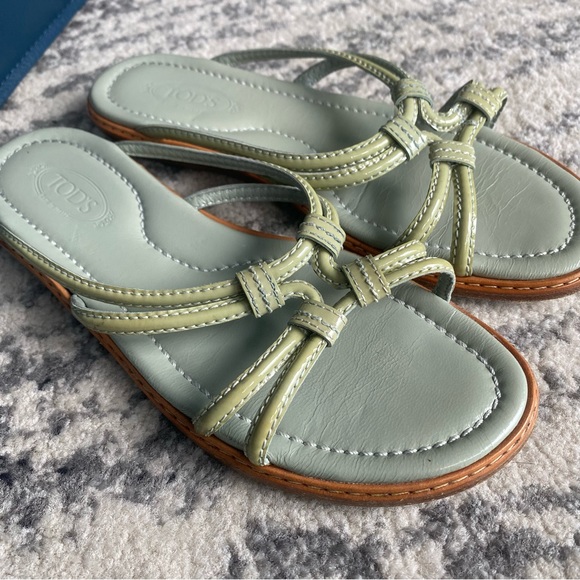 TOD'S Slide Patent Leather Sandals Size 5.5 - Picture 1 of 3